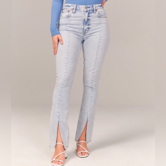 Abercrombie & Fitch High Rise Jeans - Picture 4 of 4